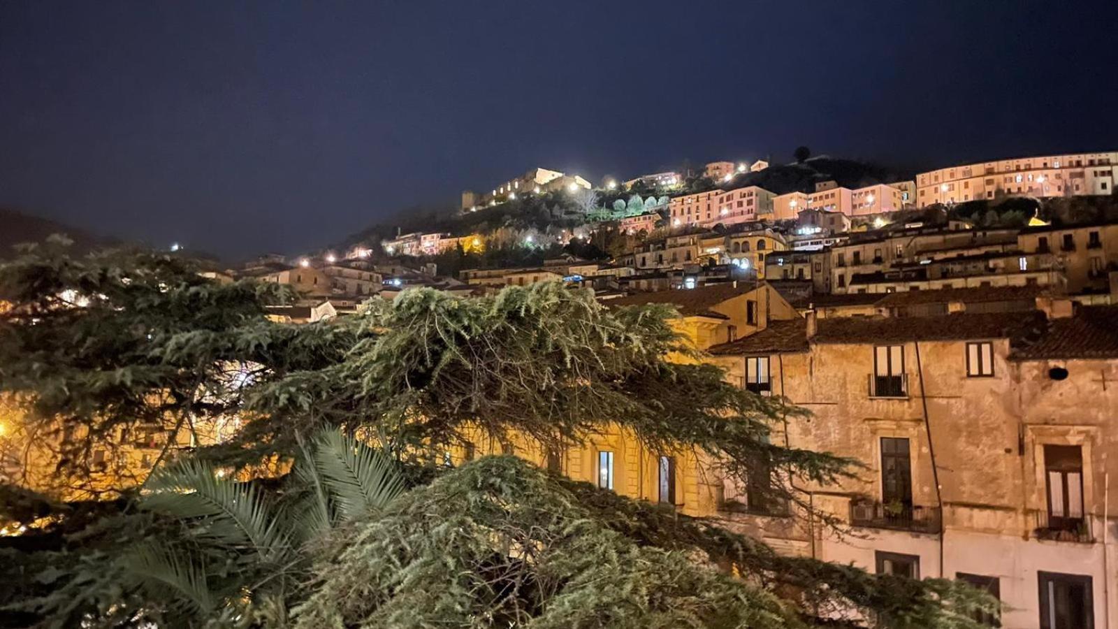 Ellebi Galleria E Dimora D'Arte Cosenza Dış mekan fotoğraf